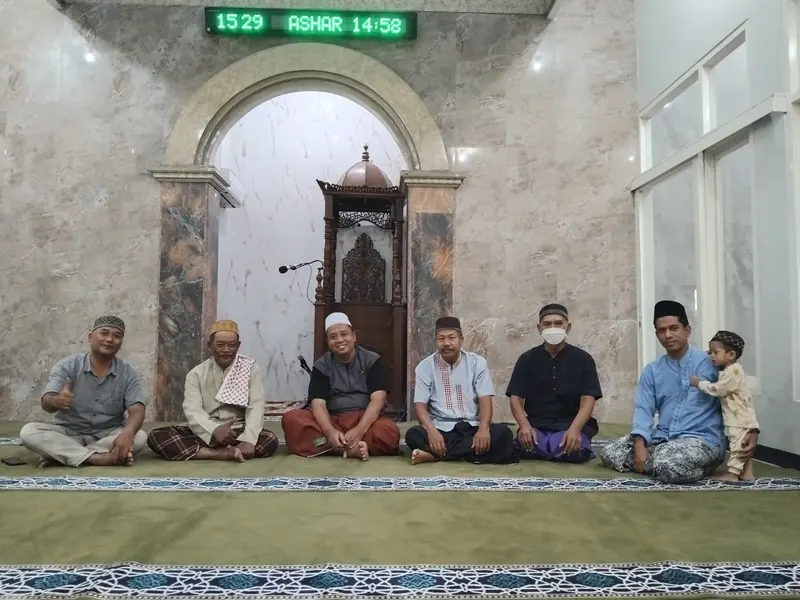 Karpet baru siap dipakai jamaah